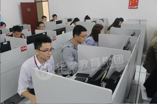 华泰教育 一站式服务，爱心护航自考学子